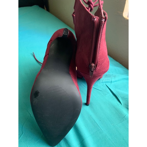 Burgundy women high heels - Picture 2 of 2